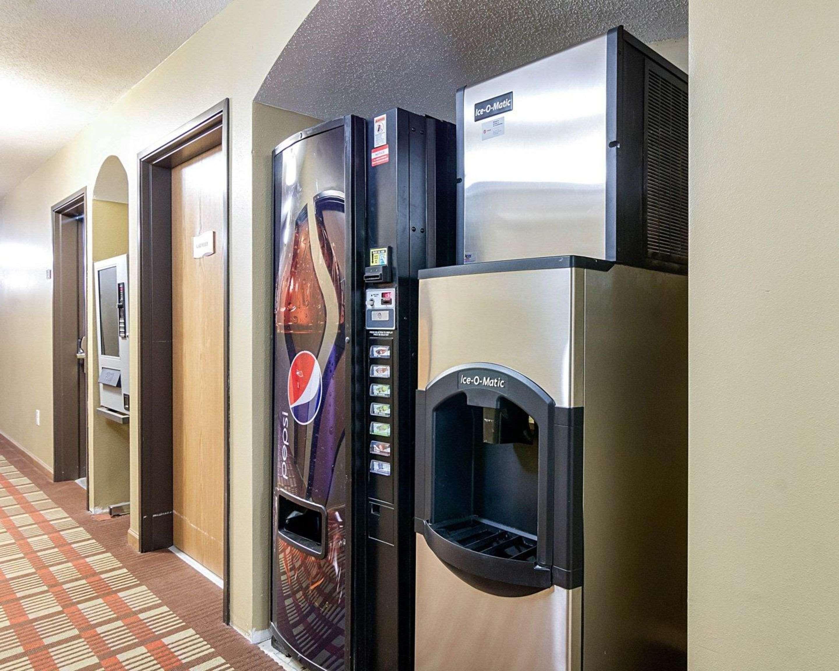 Econo Lodge Jamestown Dış mekan fotoğraf